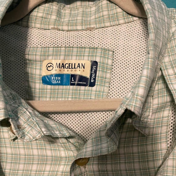 Button ups - Picture 9 of 9